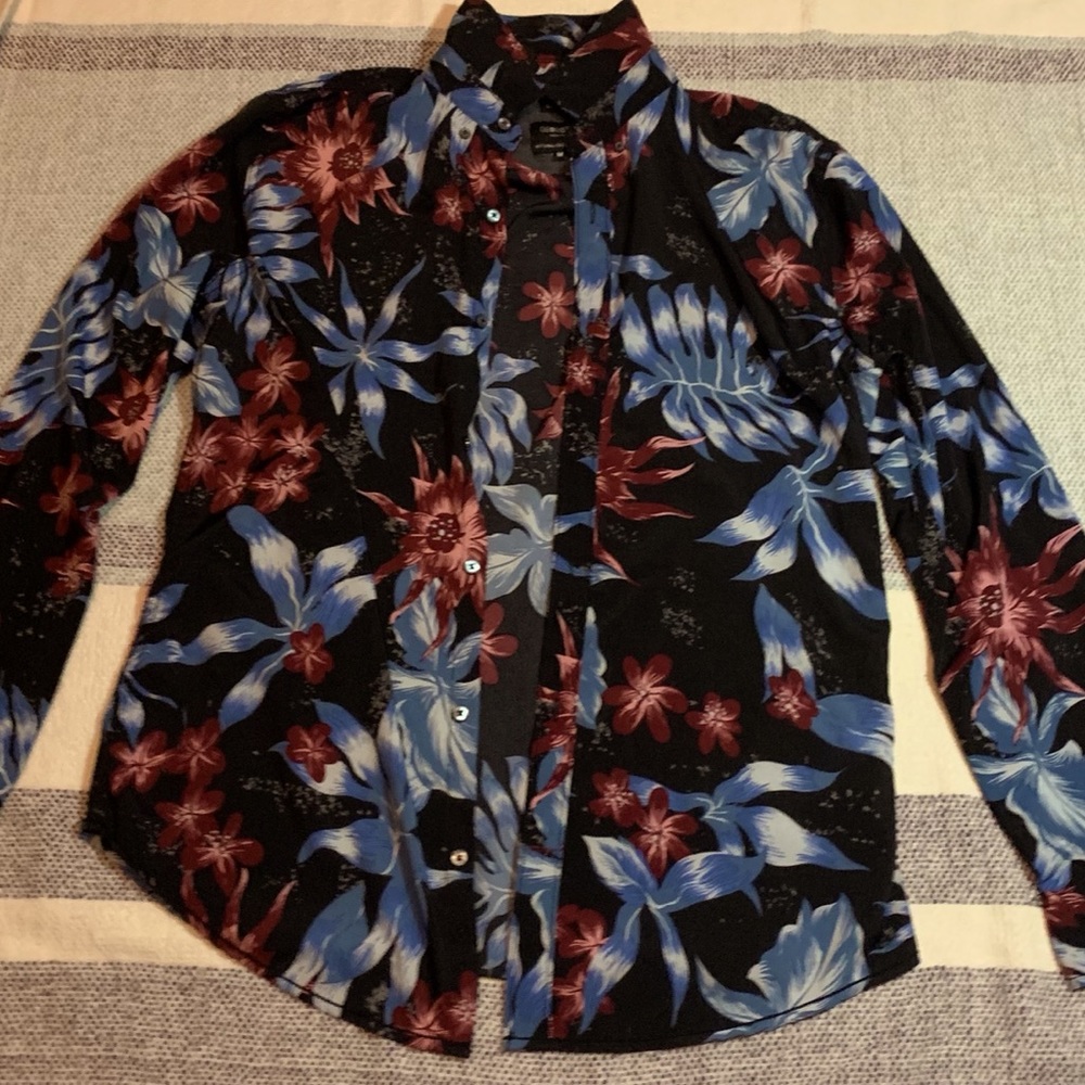 drill clothing co. M black shirt flowers